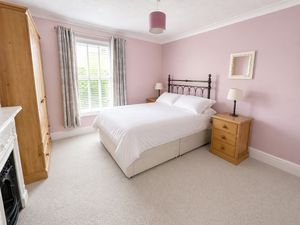 Photo 16- click for photo gallery